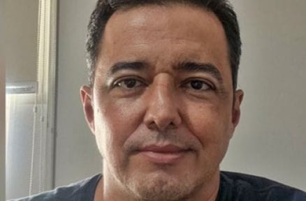 Ao mestre Anselmo, com carinho