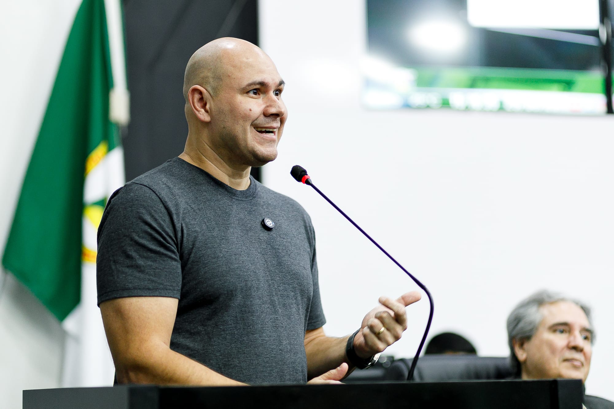 Abilio rebate Botelho e cobra emendas para Cuiabá: “ainda não mandou um centavo”