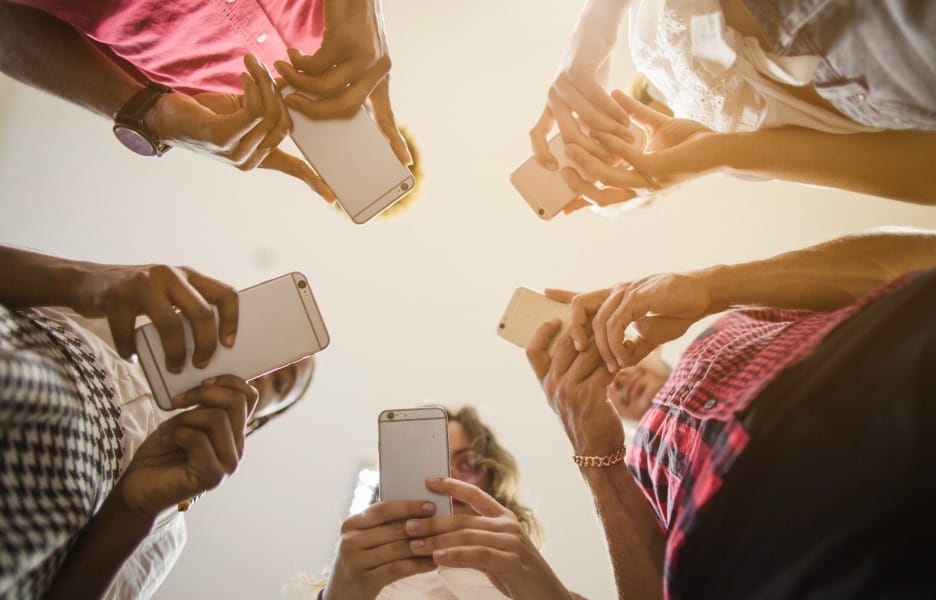 Deputada quer debater mudanças entre usuários, operadoras de telefonia, internet e TV