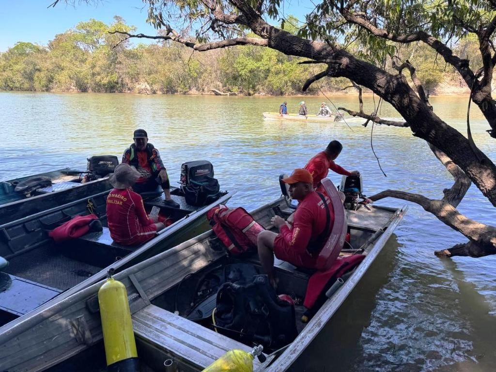 Menor de 15 anos desaparece enquanto nadava com a família no Rio Paraguai; veja vídeo