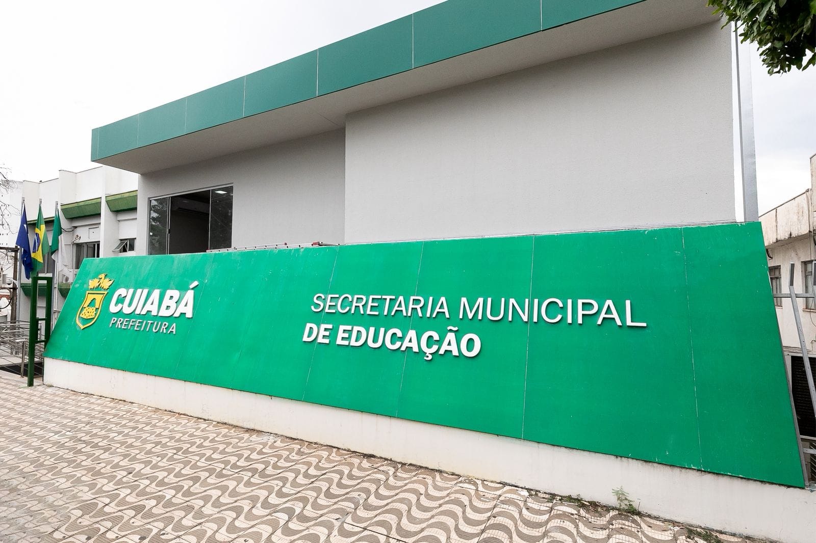 RGA de 5,12% favorece 10 mil profissionais da educação em Cuiabá