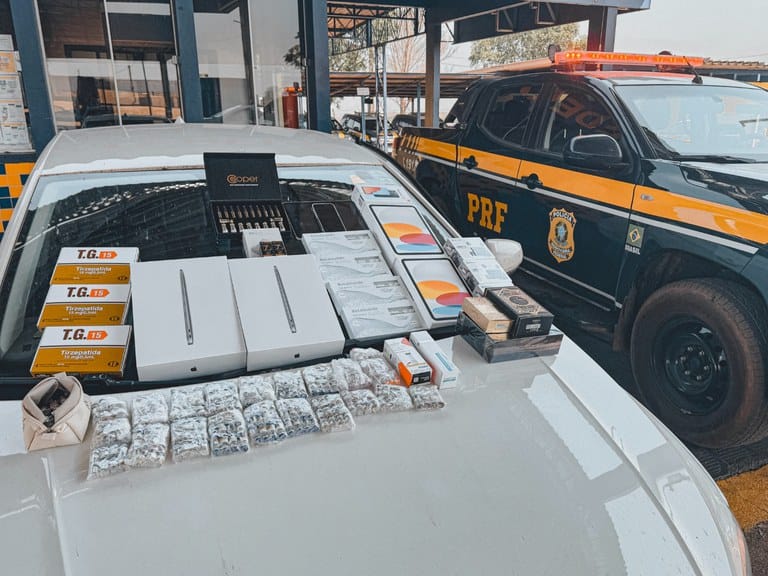 PRF apreende veículo com anabolizantes, medicamentos ilegais e eletrônicos em MT