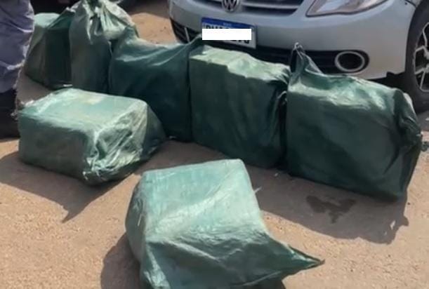 Militares apreendem cocaína avaliada em mais de R$ 7 milhões e prendem dois traficantes