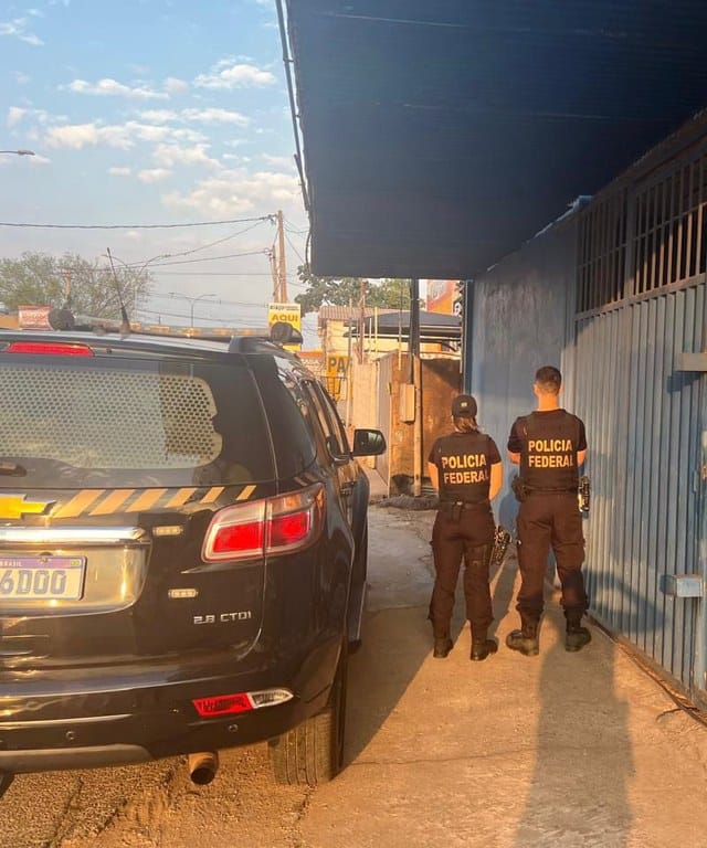 PF faz operação contra tráfico de drogas em caminhões e cumpre mandados em Cuiabá e VG