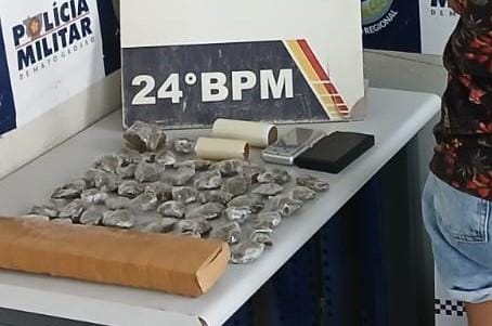 Mulher é presa com 50 porções de drogas escondidas em armário e geladeira