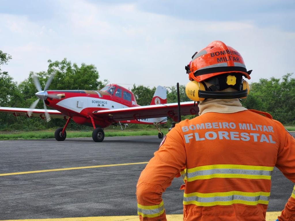 Corpo de Bombeiros combate 35 incêndios florestais nesta segunda-feira em Mato Grosso