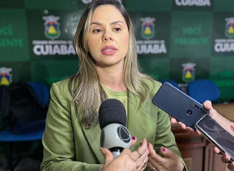Vereadora descarta mal-estar entre o marido e prefeito após fusão de secretarias na capital