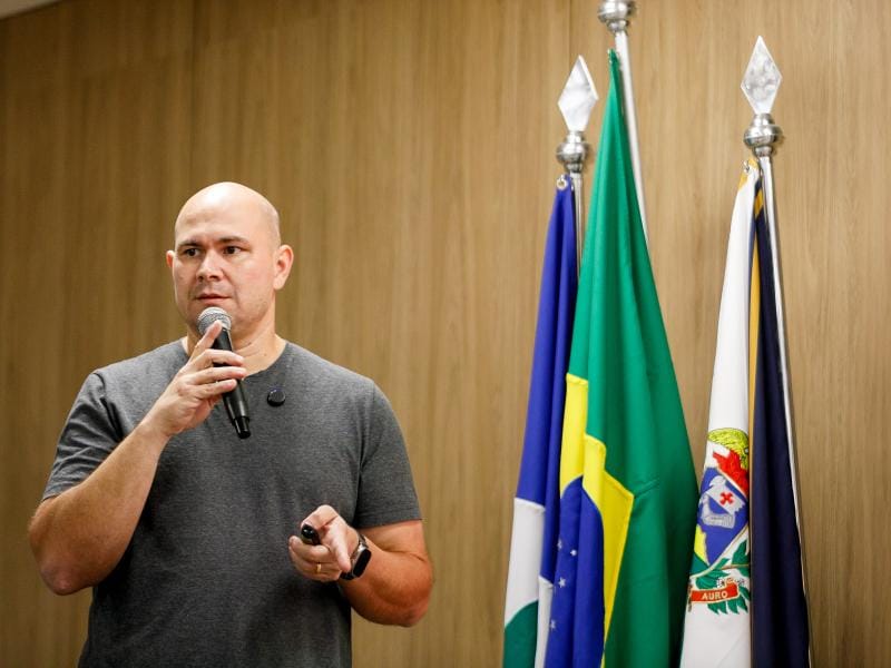 Por 25 votos a 2, vereadores  rejeitam cassação do prefeito de Cuiabá e arquivam processo