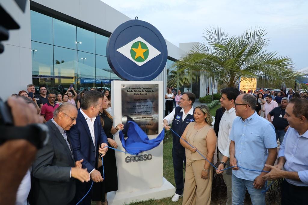 Referência no país, Governo de MT inaugura nova sede do laboratório central de saúde