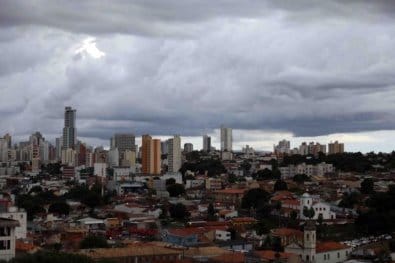 INMET emite alerta amarelo de tempestade com risco de granizo em Cuiabá e outras 40 cidades