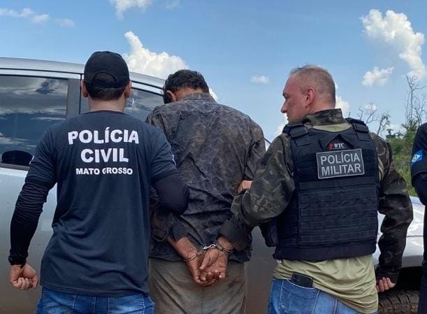 Homem acusado de matar ex-mulher e companheiro dela a facadas em bar é preso em Marcelândia