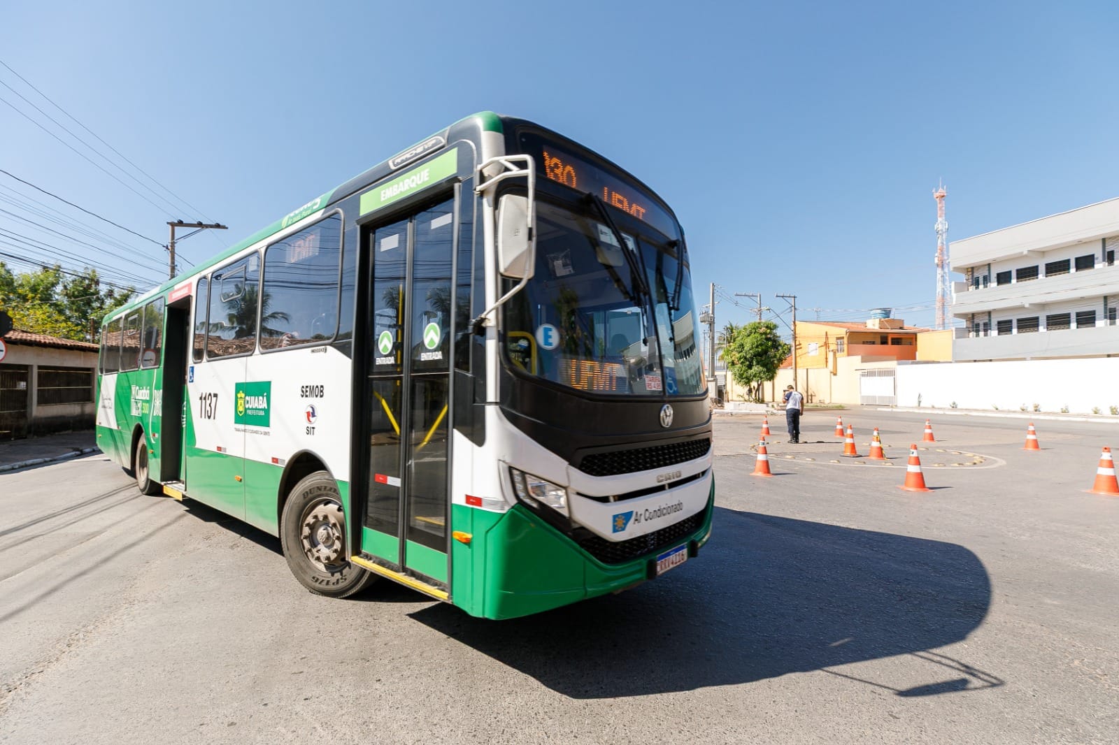 Prefeitura reforça frota com 110 ônibus para o dia da prova do CNU em Cuiabá