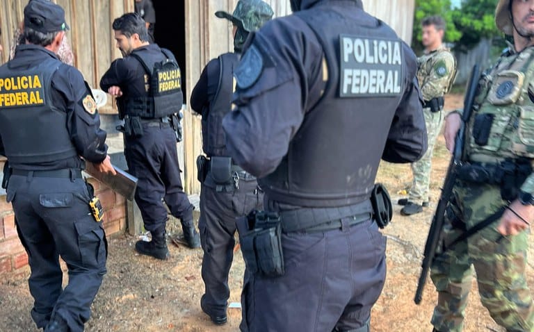 Dona de cabaré que trocava sexo por ouro extraído de terra indígena em MT é alvo da PF