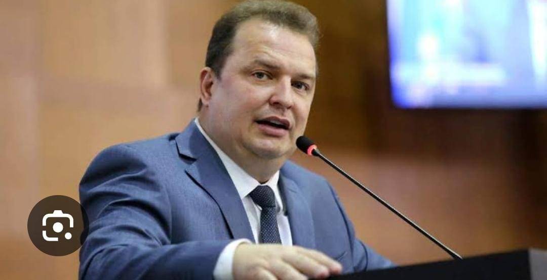 Presidente da Assembleia prioriza reeleição, mas admite disputar o governo em 2026