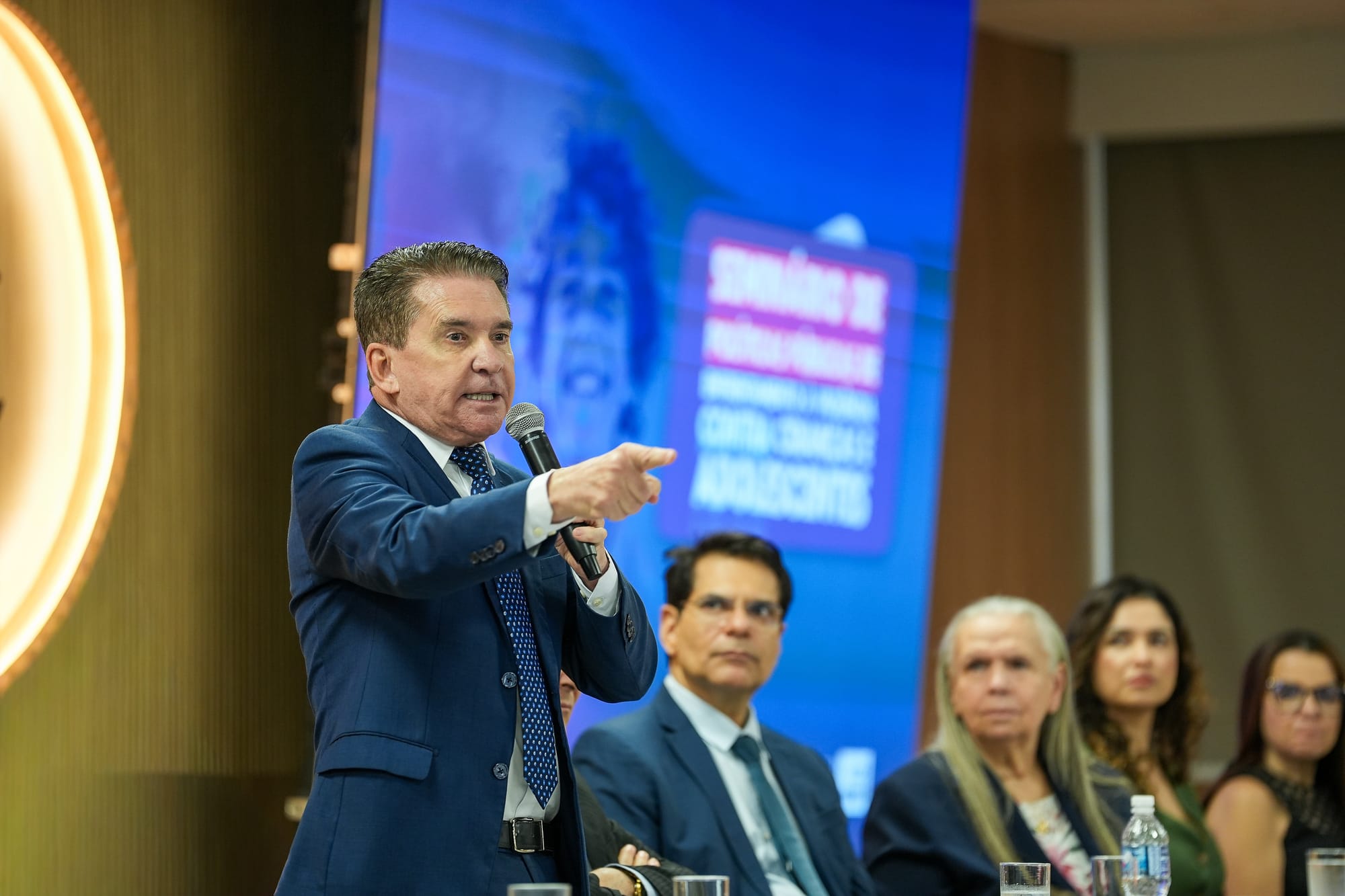 Presidente do TCE anuncia auditoria e pede resposta à violência contra crianças