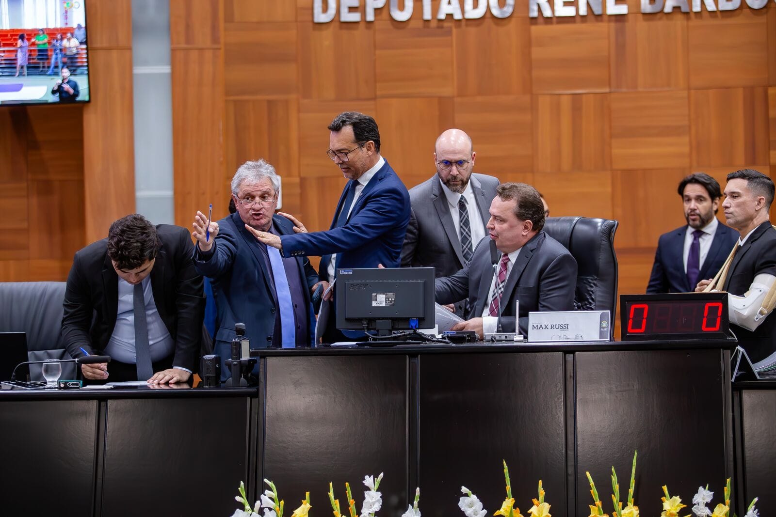 Assembleia aprova reajuste de  para servidores do Tribunal de Justiça de Mato Grosso