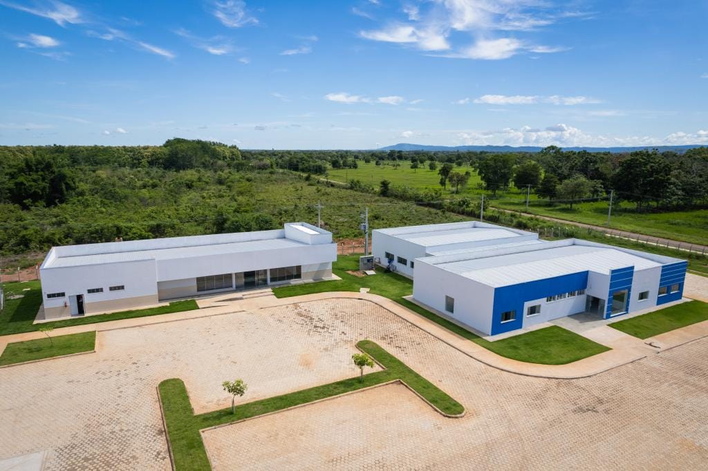 MT entrega e vistoria obras e anuncia investimentos em seis municípios na sexta e sábado