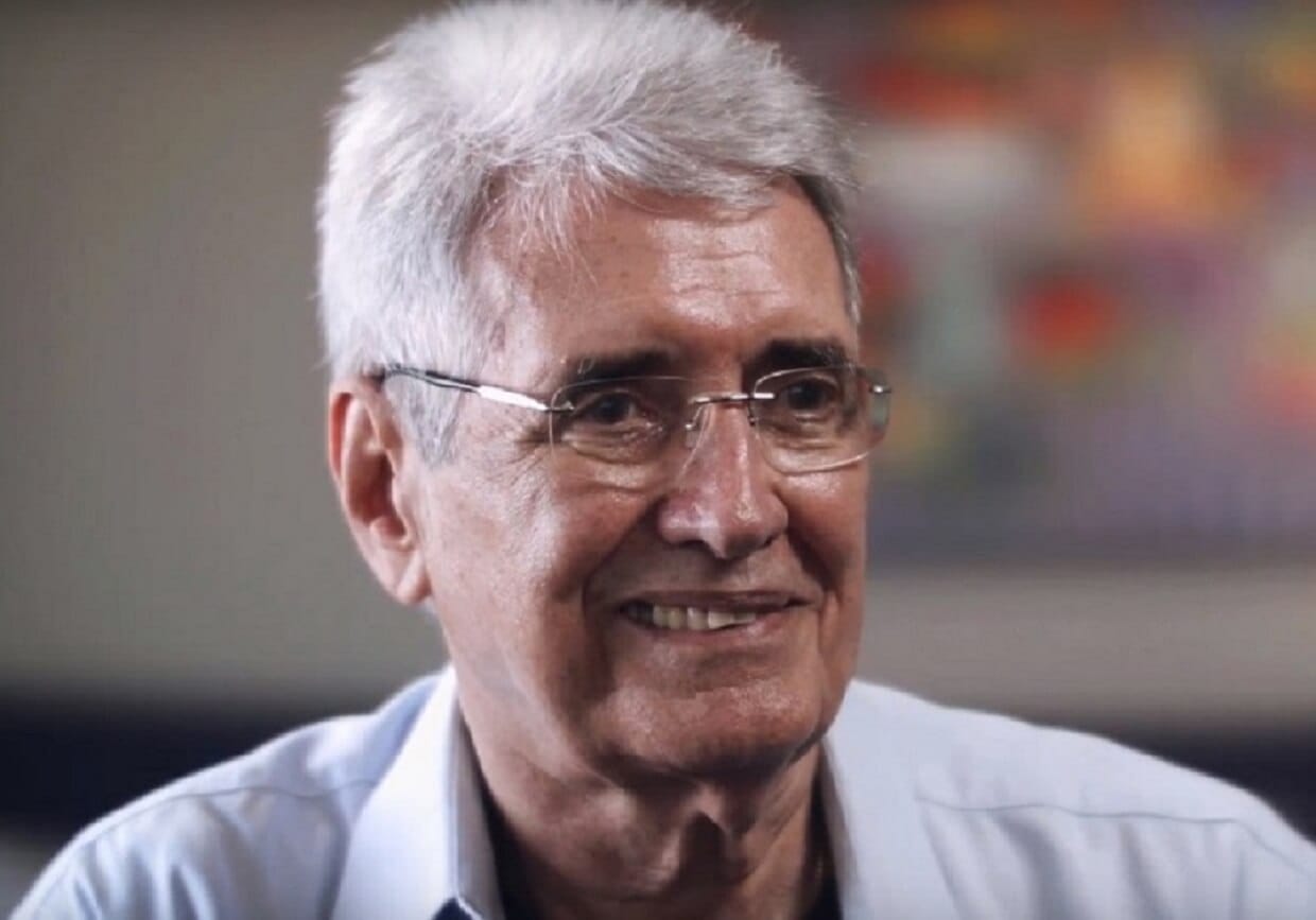 O badalar do relógio da praça