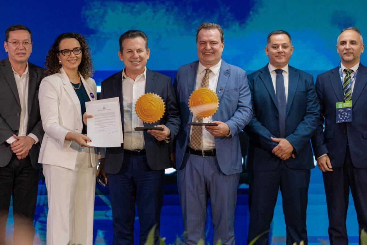 Max Russi lança selos “Mineral Social” e “Mineral Sustentável” e destaca avanços do setor