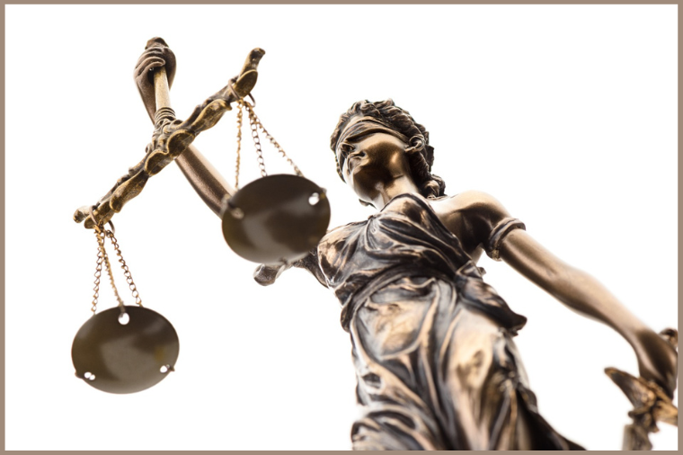 Réu é condenado a 28 anos por matar alvo com tiro na cabeça dentro de carro a mando de facção