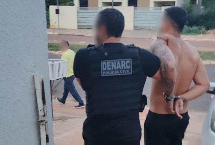 PC faz operação em Cuiabá e VG e prende casal por lavar dinheiro do tráfico com carro de luxo