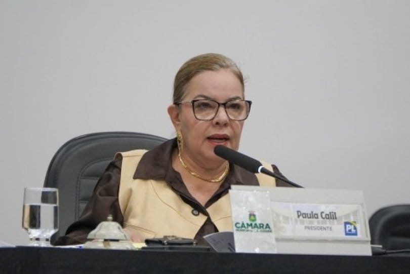 Paula Calil critica fala sobre Eduardo Bolsonaro e diz que deputado é alvo de perseguição