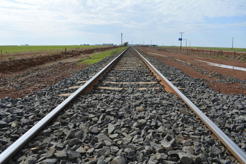 Com investimento de até R$ 15 bilhões, MT tem a maior obra de ferrovia em andamento no país