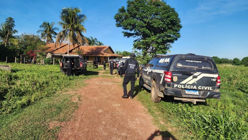 Operação cumpre 150 mandados contra facção em Cuiabá, VG e outras 9 cidades e bloqueia R$ 470 milhões