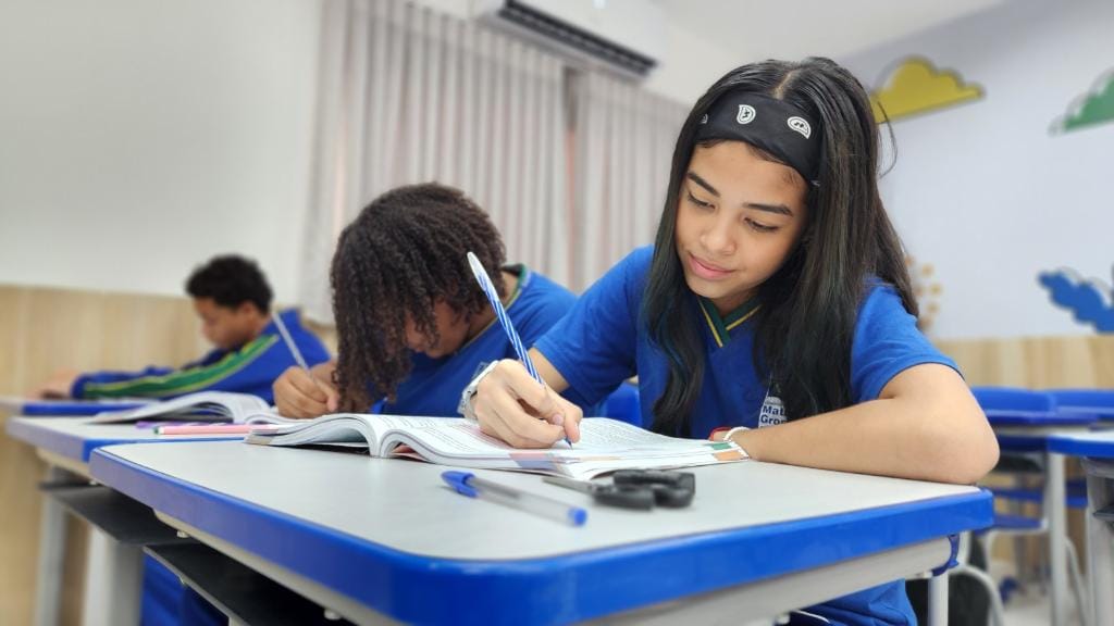 Escolas ficam abertas nas férias e pais ainda podem garantir matrícula em MT