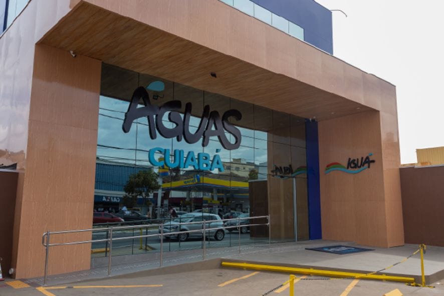 Justiça condena Águas Cuiabá por cobrança abusiva e corte ilegal de água na capital