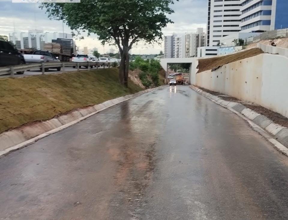 Trânsito é liberado em alça da Miguel Sutil e Sinfra abre novo retorno na avenida do CPA
