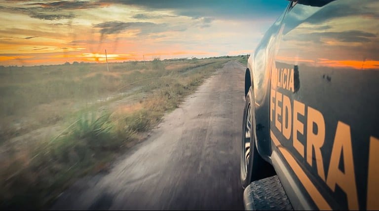 PF destrói maquinários e túneis usados por facção em garimpo ilegal em terra indígena de MT