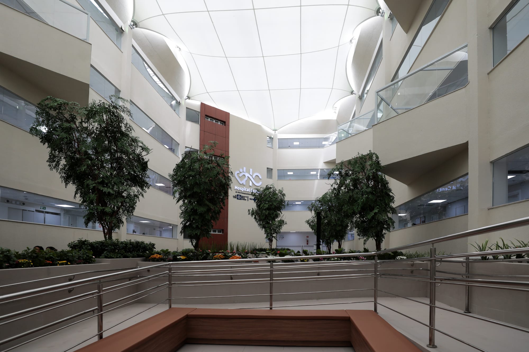 Mauro inaugura Hospital Central  com estrutura de excelência e sob a gestão do Einstein