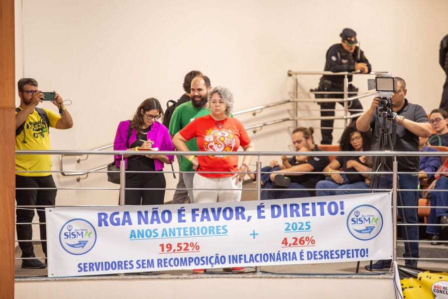 Assembleia tem sessão extra nesta quarta-feira para votação da RGA e busca ampliar índice de 4,26%