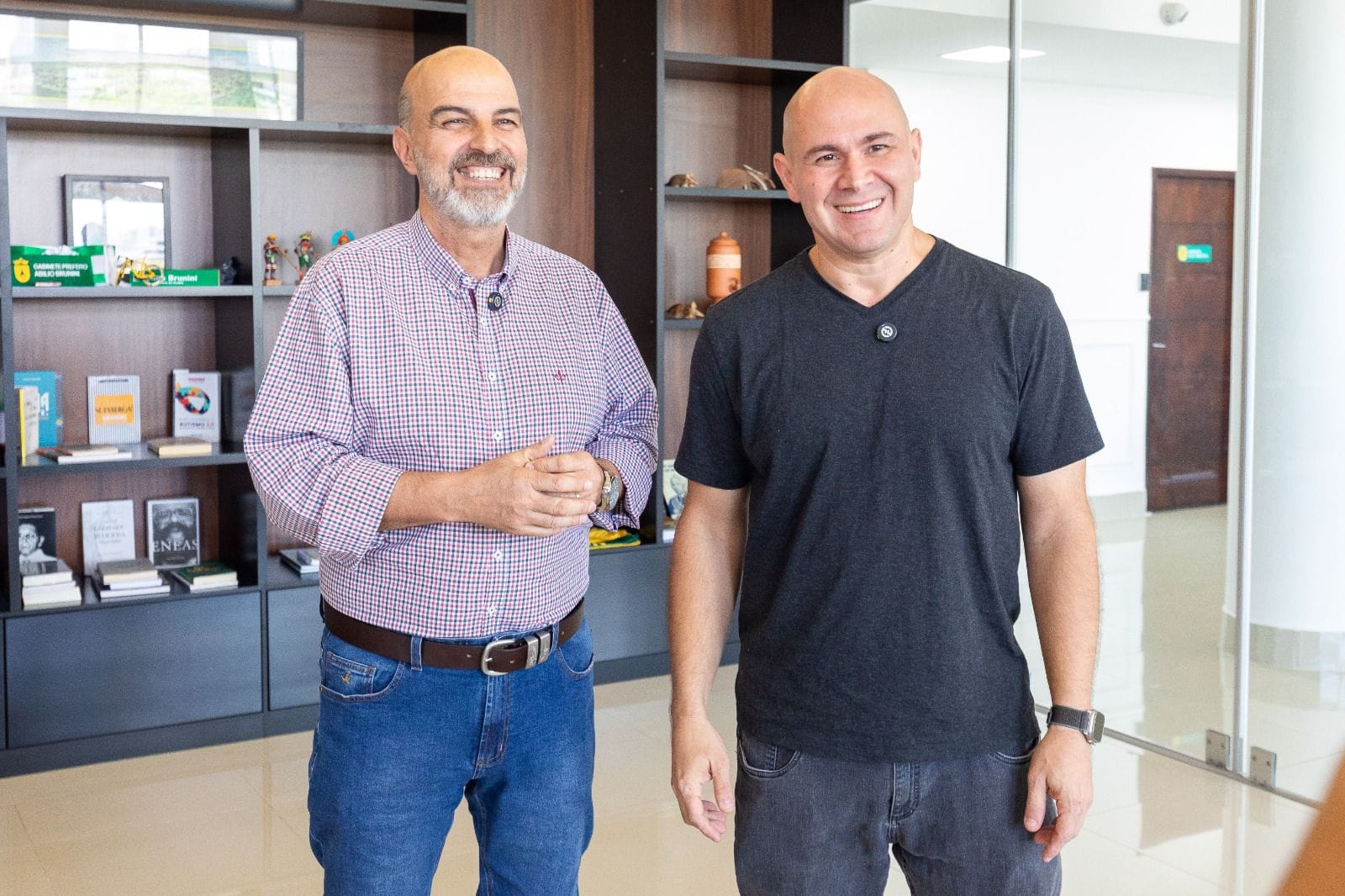 Cuiabá paga R$ 12 milhões de premiação para servidores por avanços na educação municipal