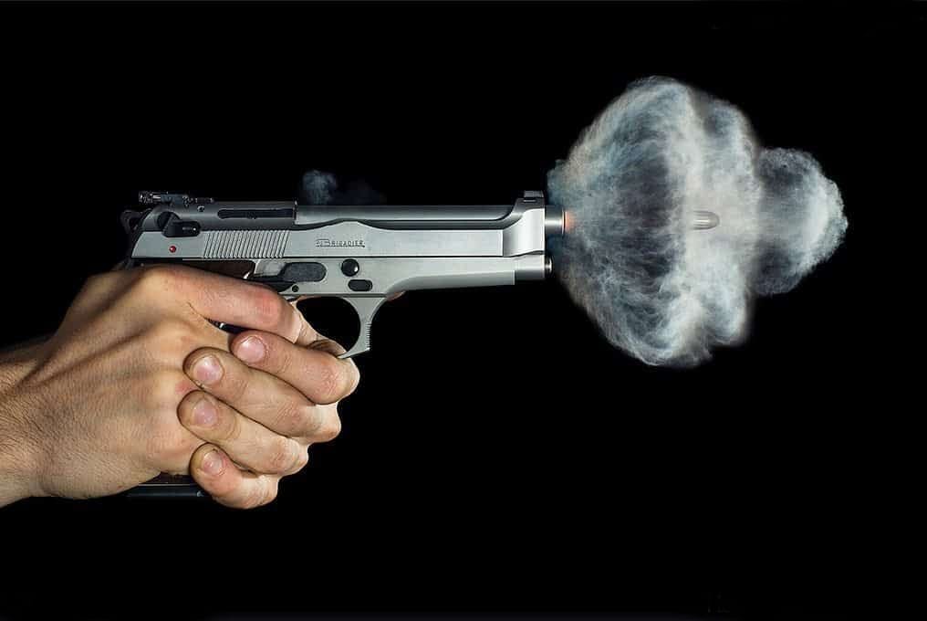 Homem é perseguido e baleado nas costas por dupla em moto no interior de MT