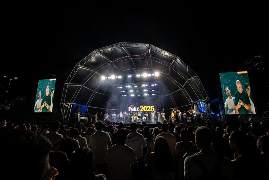 Réveillon da Família reúne público recorde e consagra virada histórica no Pq das Águas