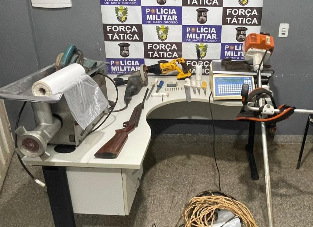 Polícia Militar localiza e fecha abatedouro clandestino após denúncia de roubo de gado