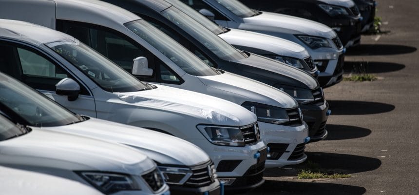 Concessionária é condenada por defeito em veículo zero km vendido a motorista profissional