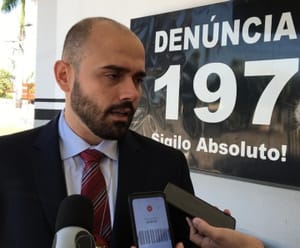 Delegado da PC acusado de propina e assédio sexual é solto e trabalhará de forma remota