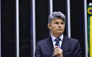 Deputado Medeiros acusa governo Lula de ser omisso no combate ao crime organizado