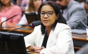 Gisela Simona apoia urgência para projeto de anistia e defende debate no plenário da Câmara