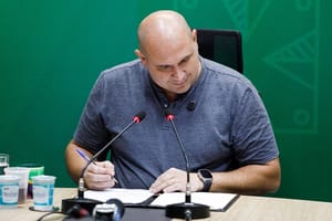 Abílio anuncia mudança no comando da Limpurb às vésperas dos 100 dias de gestão