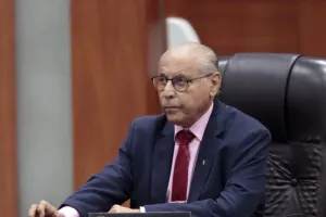 Discussões sobre candidaturas no União são precipitadas, diz Júlio Campos