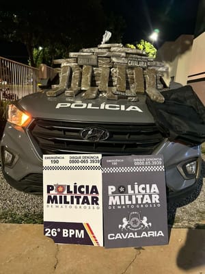 Faccionada é presa pela Cavalaria da PM com 48 tabletes de maconha