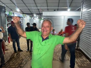 Misael Galvão é reeleito com 70% dos votos para o 11º mandato no Shopping Popular