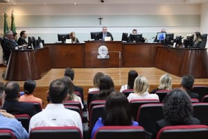 Desembargador Marcos Machado assume presidência do TRE-MT para biênio 2025-2027