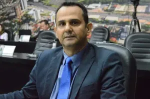 Vereador acusa Abílio de motivar denúncia que levou a seu afastamento da Câmara