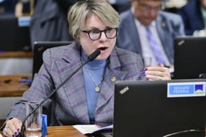 Senadora diz ser a favor de anistia aos presos de 8 de janeiro, e defende revisão de pena