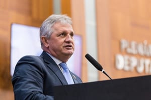 Após acordo, Justiça declara extinta punibilidade de deputado por corrupção e lavagem de dinheiro